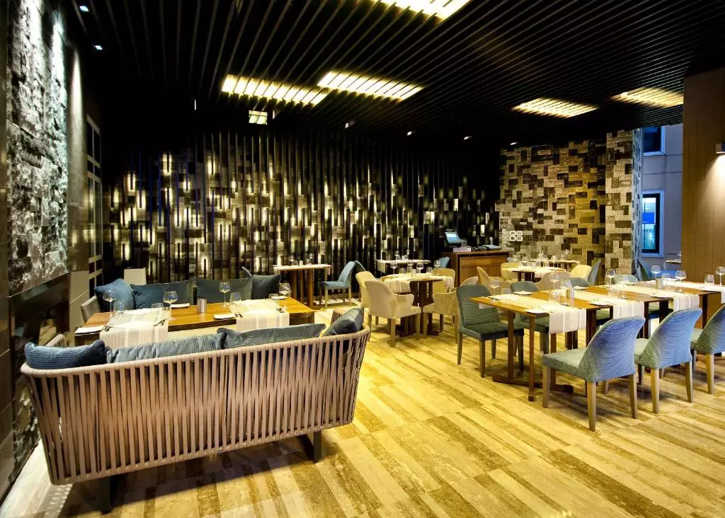 رستوران The Marmara Taksim